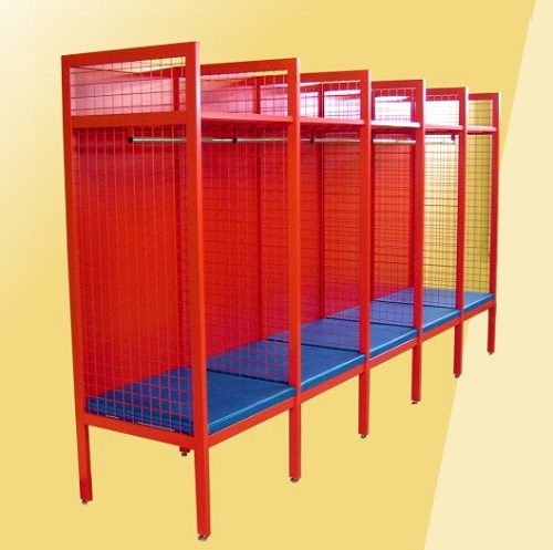 スポーツロッカー